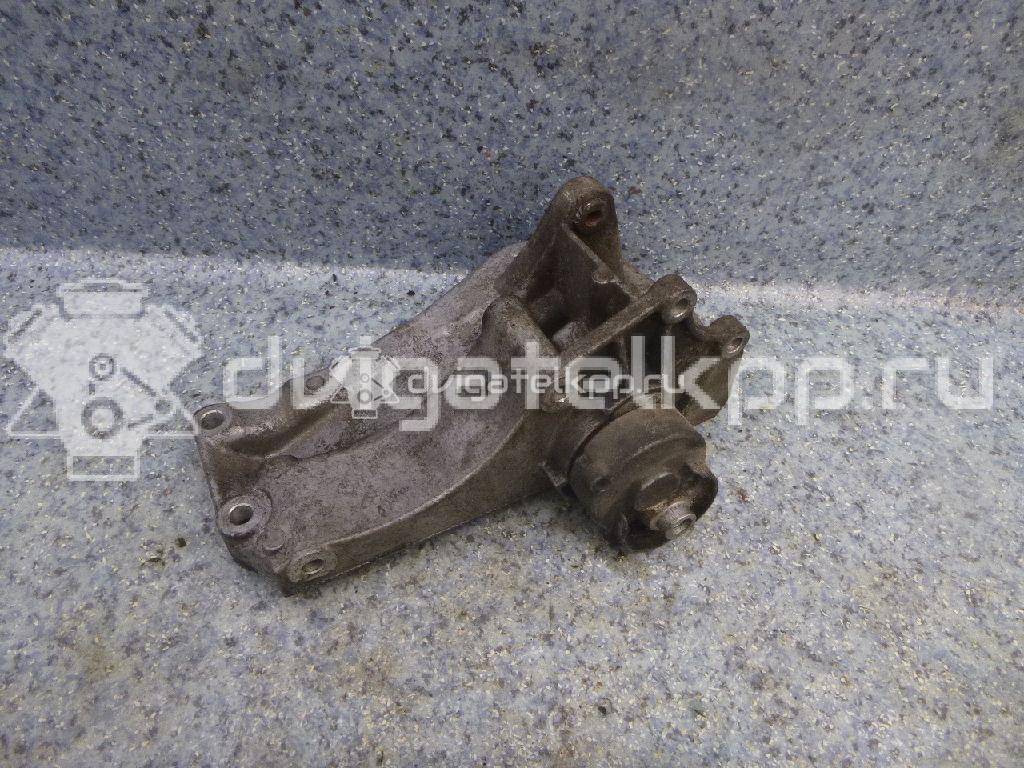 Фото Кронштейн генератора для двигателя AEE для Volkswagen Polo / Caddy / Vento 1H2 / Golf 75 л.с 8V 1.6 л бензин 030145169H {forloop.counter}}