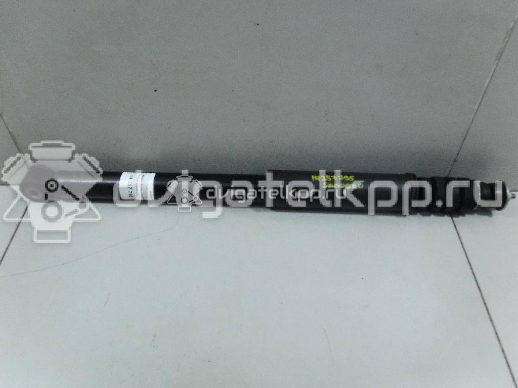 Фото Амортизатор задний  8200953294 для Renault Sandero Stepway / Logan {forloop.counter}}