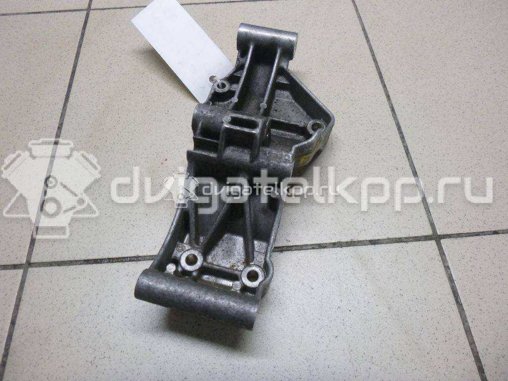 Фото Кронштейн генератора для двигателя AAA для Volkswagen Bora / Golf / Corrado 53I / Passat / Vento 1H2 163-174 л.с 12V 2.8 л Супер-бензин (95) неэтилированный 021260089A {forloop.counter}}