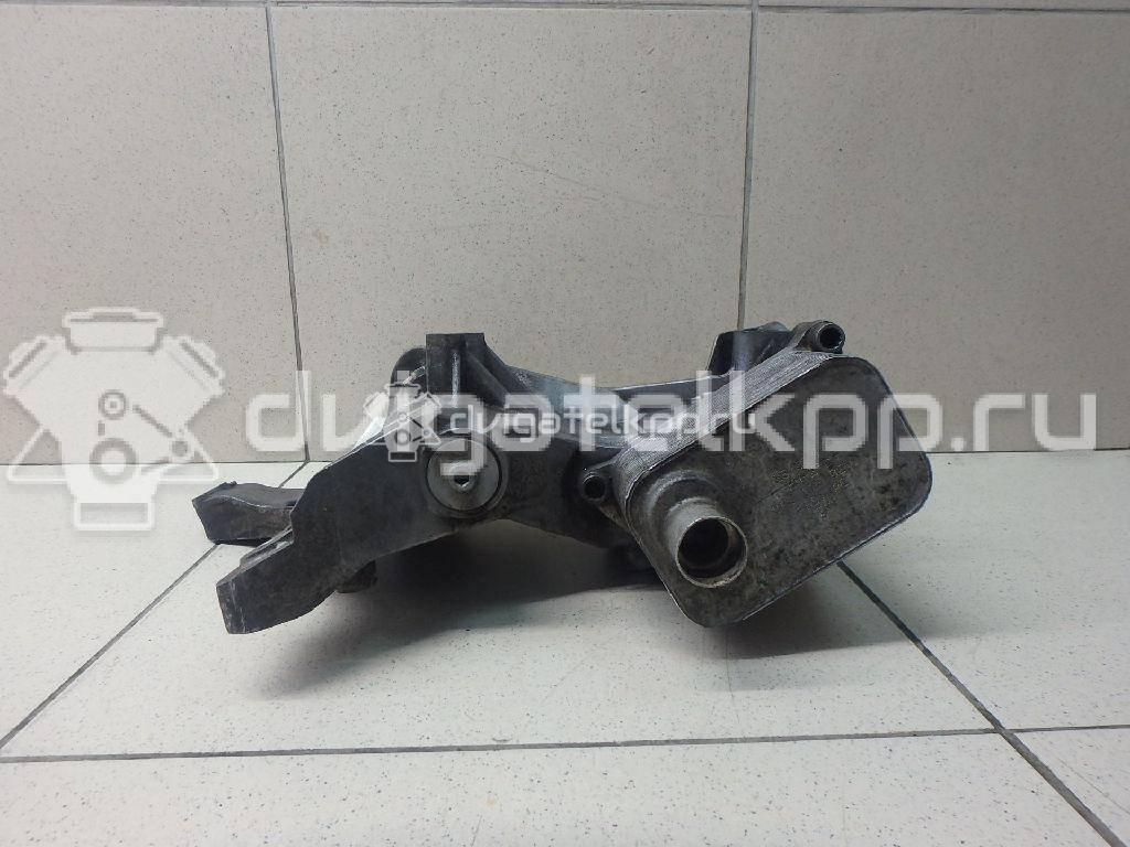 Фото Кронштейн генератора для двигателя CDAB для Volkswagen Passat / Cc 152 л.с 16V 1.8 л бензин 06J903143AH {forloop.counter}}