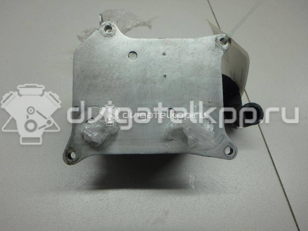 Фото Радиатор масляный для двигателя BAR для Volkswagen / Audi 314-350 л.с 32V 4.2 л бензин 079117015A {forloop.counter}}