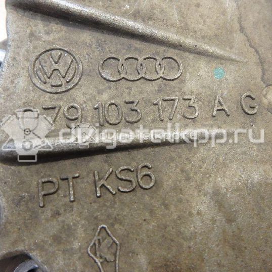 Фото Крышка коленвала задняя для двигателя BAR для Volkswagen / Audi 314-350 л.с 32V 4.2 л бензин 079103171AD