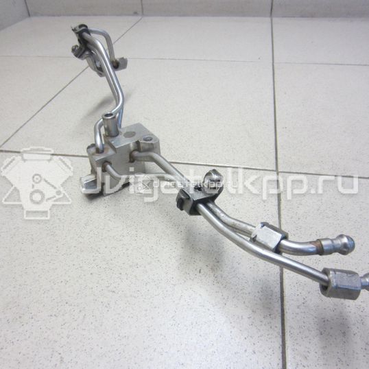 Фото Рейка топливная (рампа) для двигателя BAR для Volkswagen / Audi 314-350 л.с 32V 4.2 л бензин 079127503M