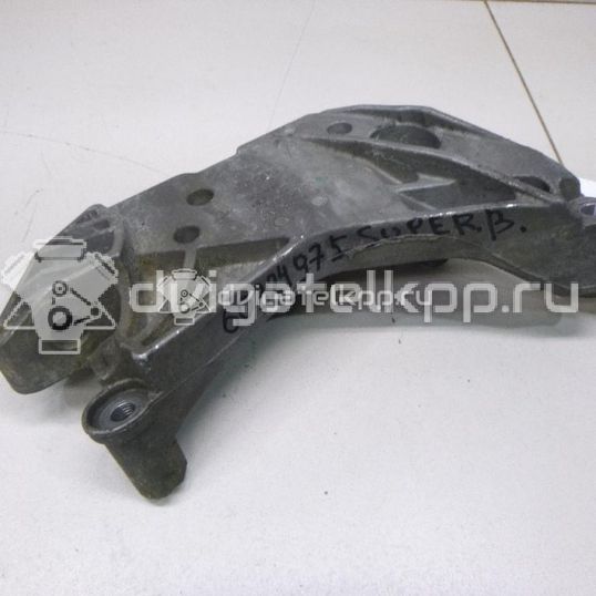 Фото Кронштейн двигателя правый  06J199207P для seat Altea