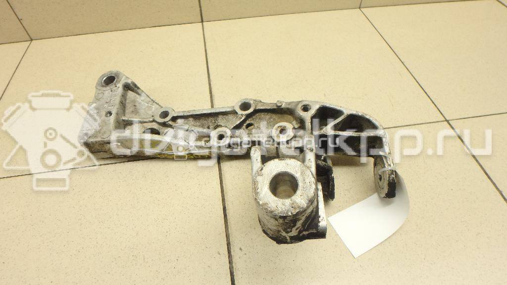 Фото Кронштейн переднего рычага  1K0199296F для seat Altea {forloop.counter}}