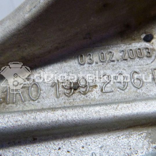 Фото Кронштейн переднего рычага  1k0199296f для audi A3 [8P1]