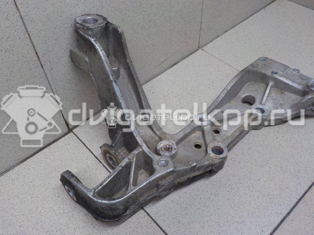 Фото Кронштейн переднего рычага  1K0199296J для Seat Leon / Toledo / Altea {forloop.counter}}