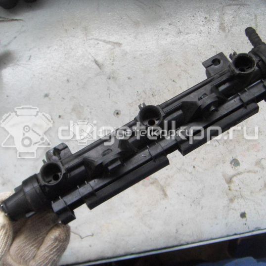 Фото Рейка топливная (рампа)  03E133320A для seat Cordoba