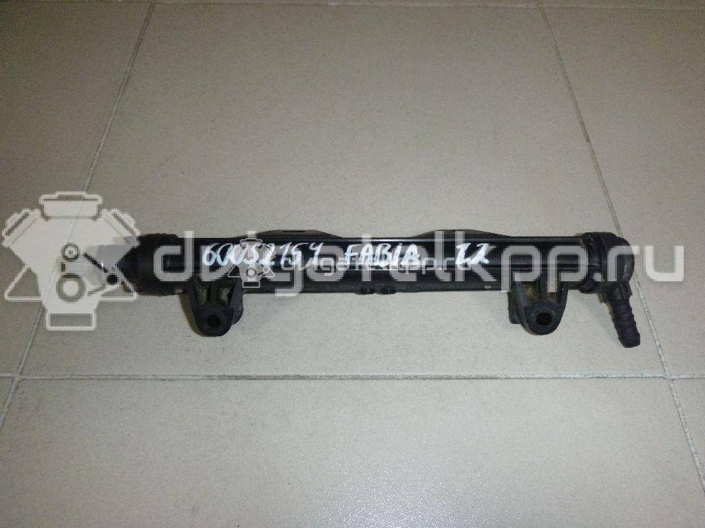 Фото Рейка топливная (рампа)  03E133320A для seat Cordoba {forloop.counter}}