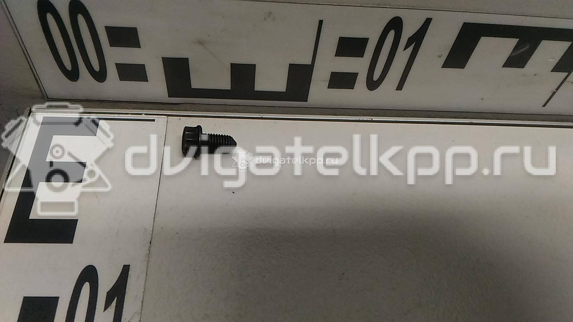 Фото Болт маховика для двигателя ALL для Volkswagen Polo 50 л.с 8V 1.0 л бензин {forloop.counter}}