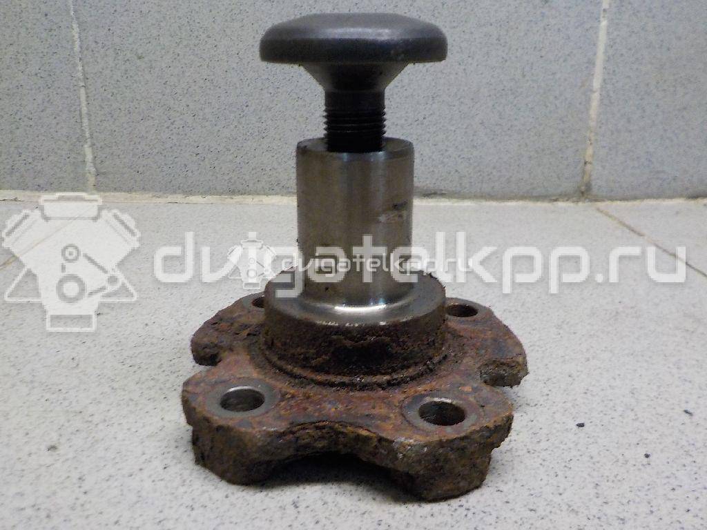 Фото Цапфа (п.з.к.)  5Q0501117 для Seat Leon {forloop.counter}}