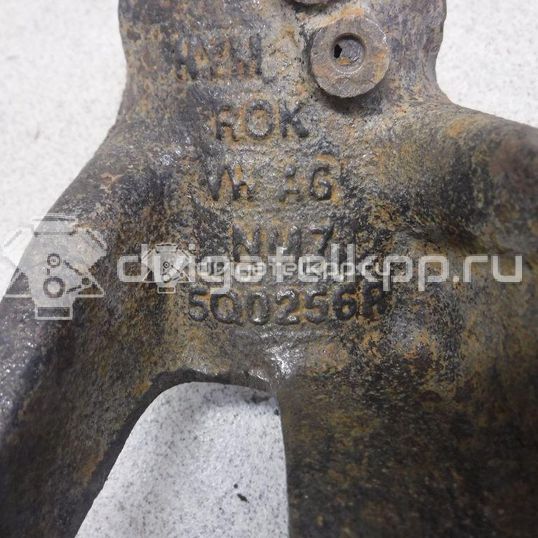 Фото Кулак поворотный передний правый  5Q0407256Q для Seat Leon