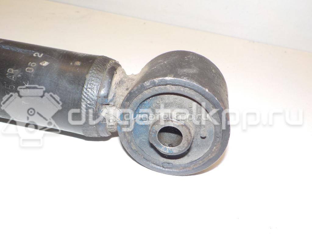 Фото Амортизатор задний  6Q0513025AR для skoda Fabia {forloop.counter}}