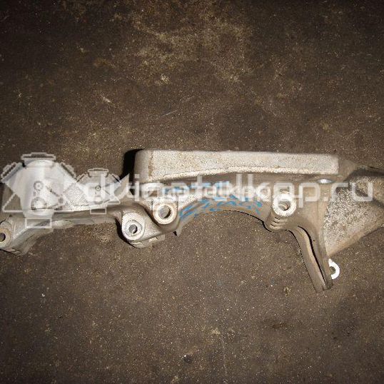 Фото Кронштейн генератора  для Skoda / Volkswagen / Seat