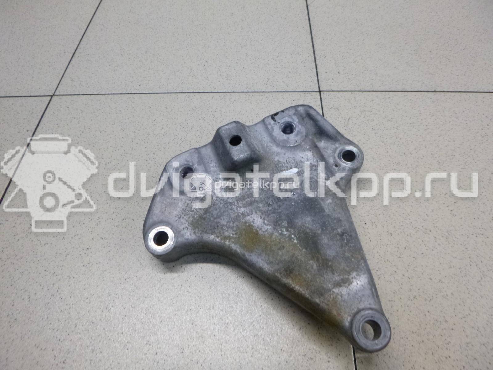 Фото Кронштейн КПП левый  1k0199117bb для audi A3 [8P1] {forloop.counter}}