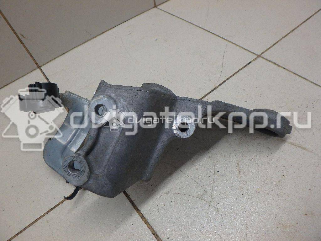 Фото Кронштейн генератора для двигателя VK56VD для Infiniti / Nissan 400-426 л.с 32V 5.6 л бензин 117101LA0A {forloop.counter}}