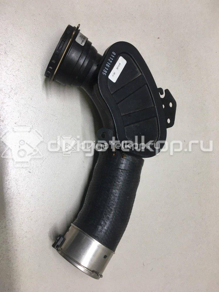 Фото Патрубок интеркулера для двигателя 204DTD для Jaguar / Land Rover 150-180 л.с 16V 2.0 л Дизельное топливо LR072134 {forloop.counter}}
