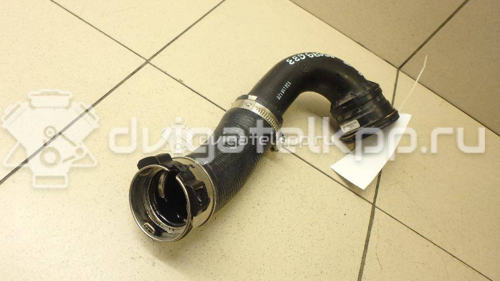 Фото Патрубок интеркулера для двигателя 204DTD для Jaguar / Land Rover 150-180 л.с 16V 2.0 л Дизельное топливо LR072142 {forloop.counter}}