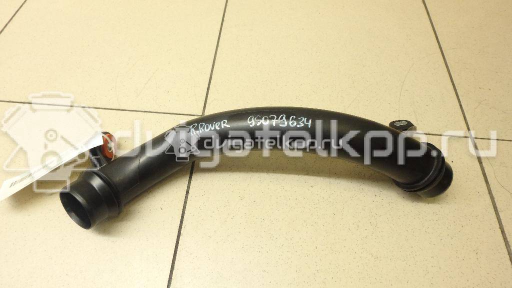 Фото Патрубок интеркулера для двигателя 204DTD для Jaguar / Land Rover 150-180 л.с 16V 2.0 л Дизельное топливо LR072140 {forloop.counter}}