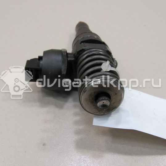 Фото Форсунка дизельная электрическая  070130073N для Volkswagen Transporter / Multivan / Touareg