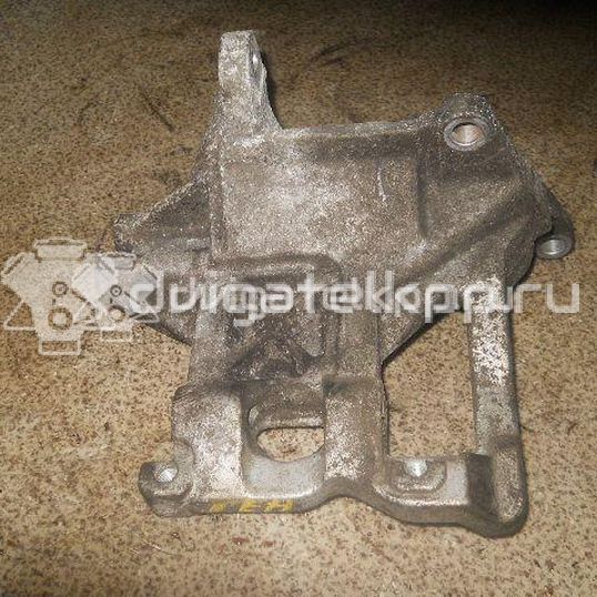 Фото Кронштейн генератора для двигателя EJ20 (Turbo) для Subaru Forester / Legacy / Impreza / Exiga Ya 211-250 л.с 16V 2.0 л бензин