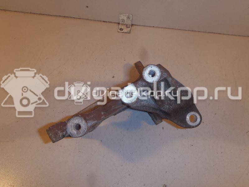 Фото Кронштейн генератора для двигателя EJ20 (Turbo) для Subaru Forester / Legacy / Impreza / Exiga Ya 211-250 л.с 16V 2.0 л бензин {forloop.counter}}