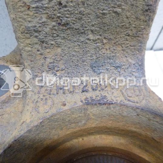 Фото Кулак поворотный передний правый  7H0407258G для Volkswagen Transporter / Multivan