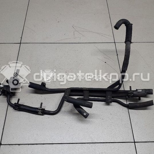 Фото Трубка топливная для двигателя EJ25 для Subaru Forester / Legacy / Impreza / Outback 152-211 л.с 16V 2.5 л бензин 17544AA320