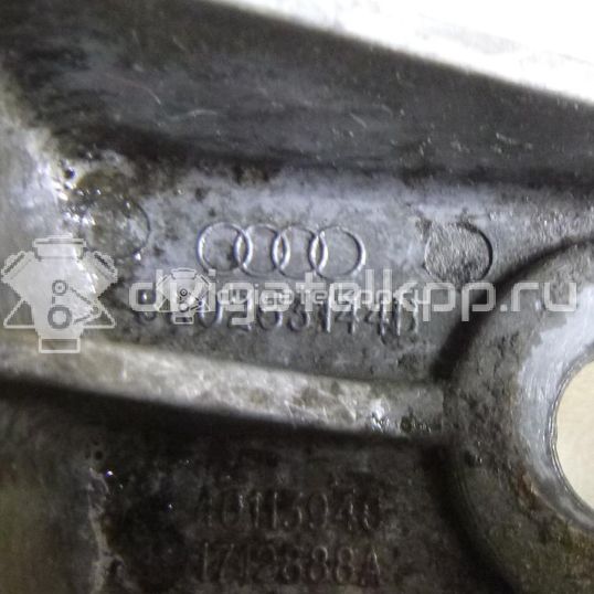 Фото Кронштейн глушителя  8R0253144B для porsche Macan