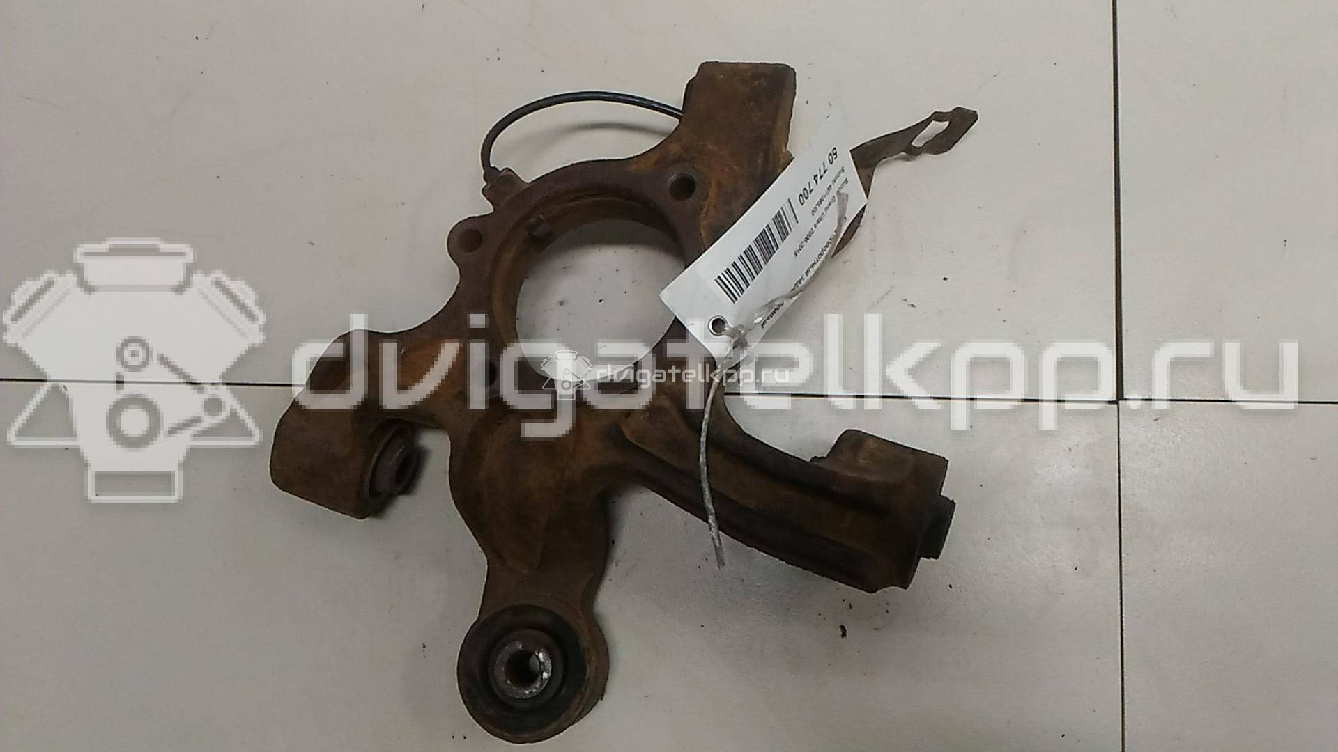 Фото Кулак поворотный задний правый  4611065j00 для Suzuki Grand Vitara {forloop.counter}}