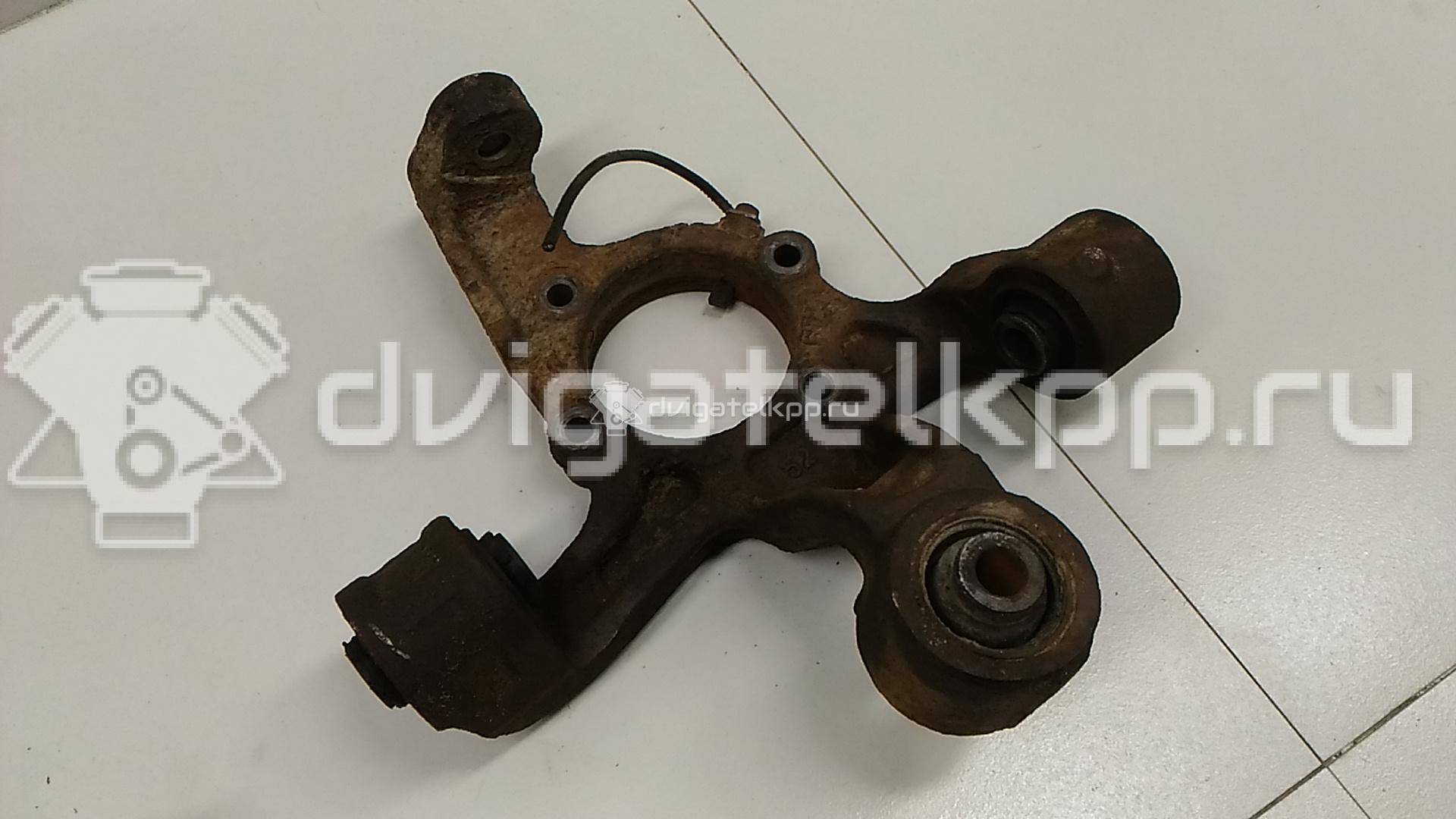 Фото Кулак поворотный задний правый  4611065j00 для Suzuki Grand Vitara {forloop.counter}}
