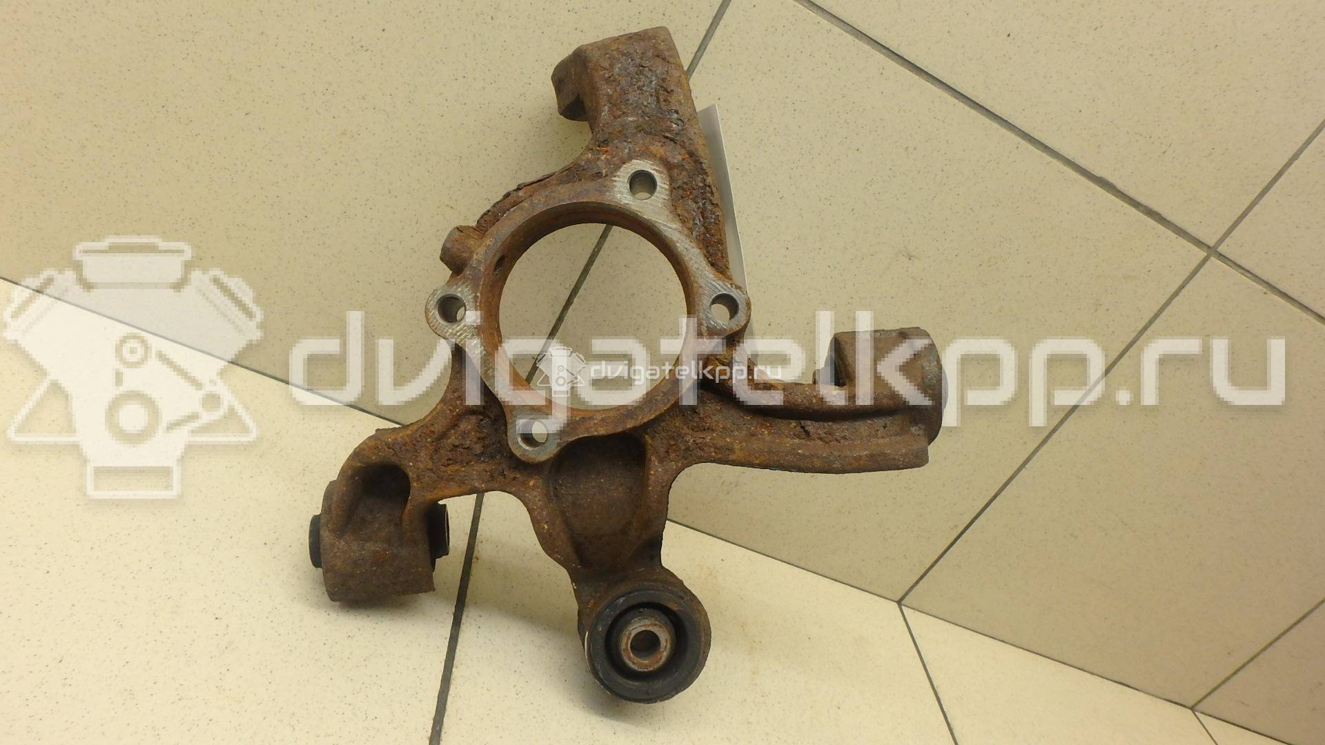 Фото Кулак поворотный задний правый  4611065J00 для Suzuki Grand Vitara {forloop.counter}}