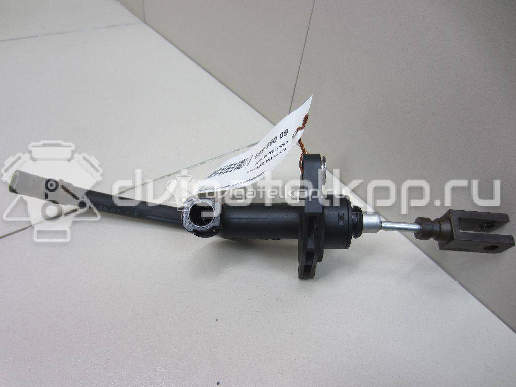 Фото Цилиндр сцепления главный  2381079J21 для Suzuki Sx4 / Kizashi Fr {forloop.counter}}