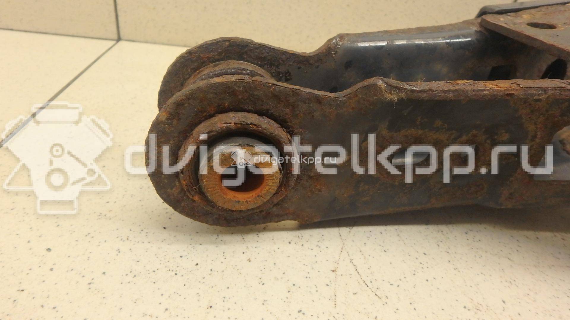 Фото Рычаг задний поперечный правый  4873005070 для Toyota Rav 4 / Avensis / Auris {forloop.counter}}