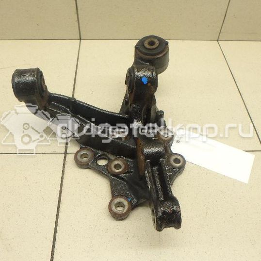Фото Кулак поворотный задний правый  42304-06140 для Toyota Harrier / Camry / Windom