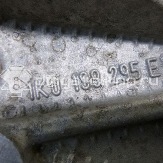 Фото Кронштейн переднего рычага  1K0199295E для audi A3 [8P1]