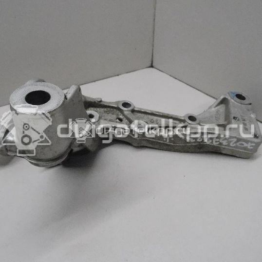 Фото Кронштейн переднего рычага  1K0199295E для audi A3 [8P1]