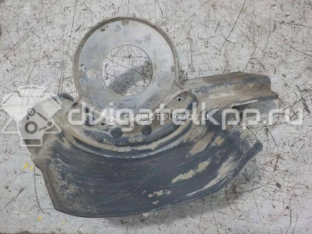 Фото Пыльник (п.з.к.)  8K0511539E для audi A4 [B8] {forloop.counter}}