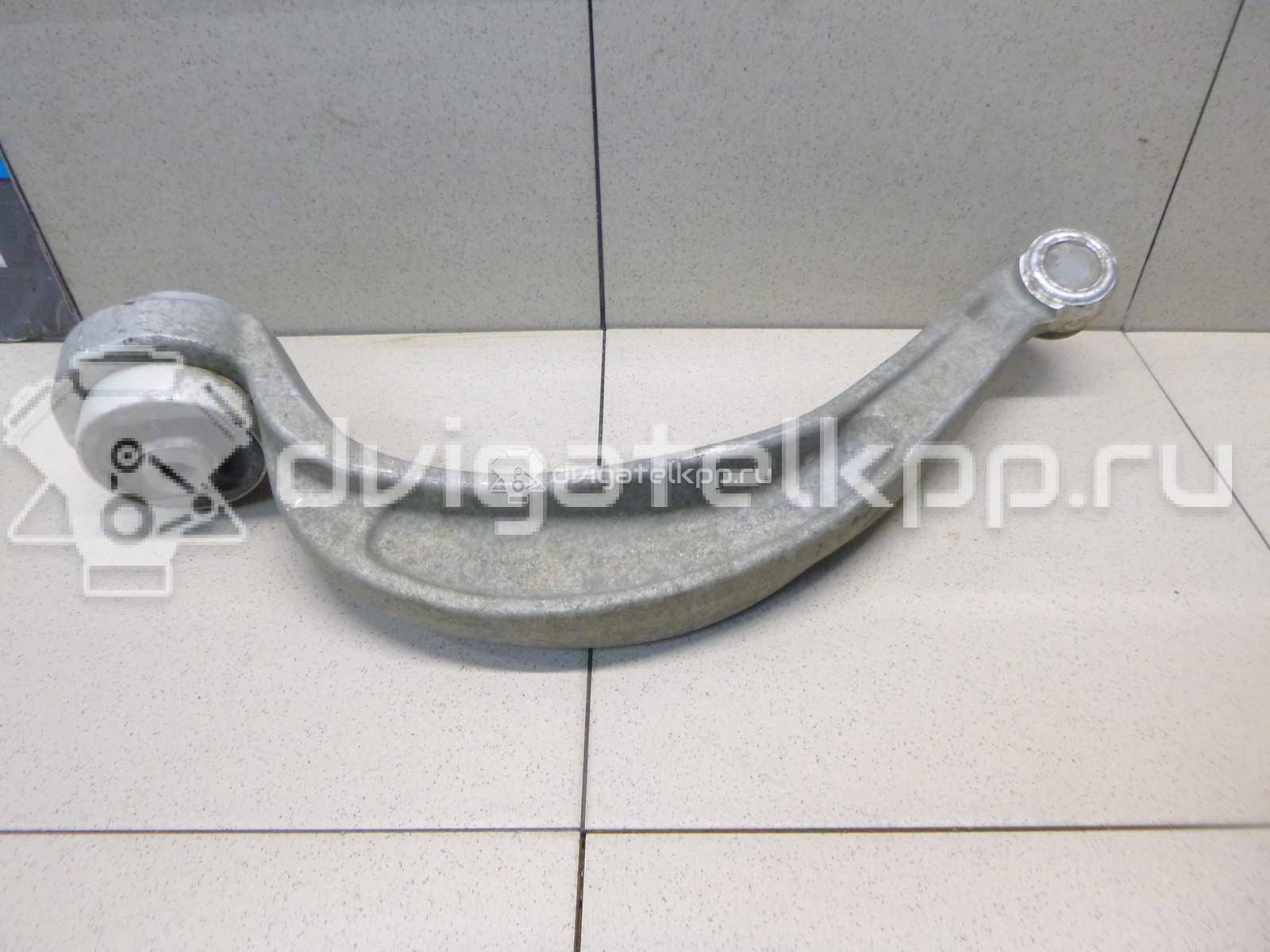 Фото Рычаг передний нижний левый задний  8K0407693R для Audi A5 / A4 / Q5 {forloop.counter}}