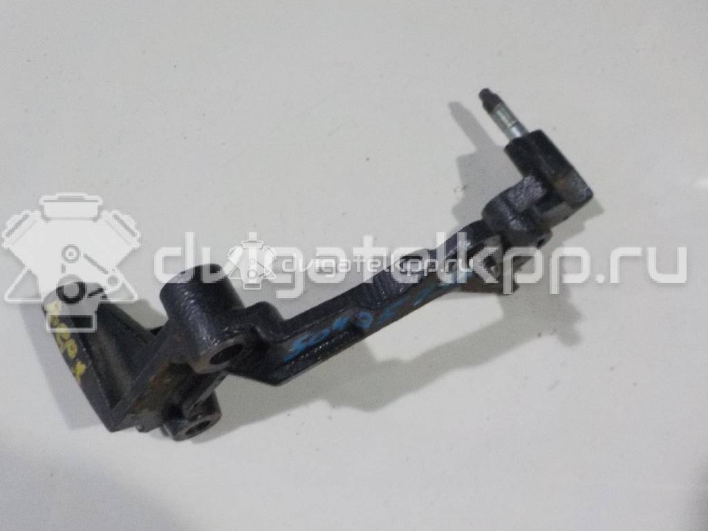 Фото Кронштейн ролика-натяжителя руч. ремня для двигателя 1VD-FTV для Toyota Land Cruiser 205-286 л.с 32V 4.5 л Дизельное топливо 8712160100 {forloop.counter}}