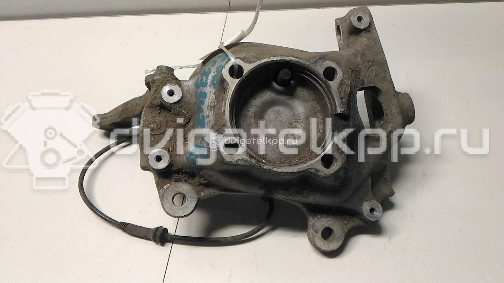 Фото Кулак поворотный передний правый  31216760954 для Bmw 5 {forloop.counter}}