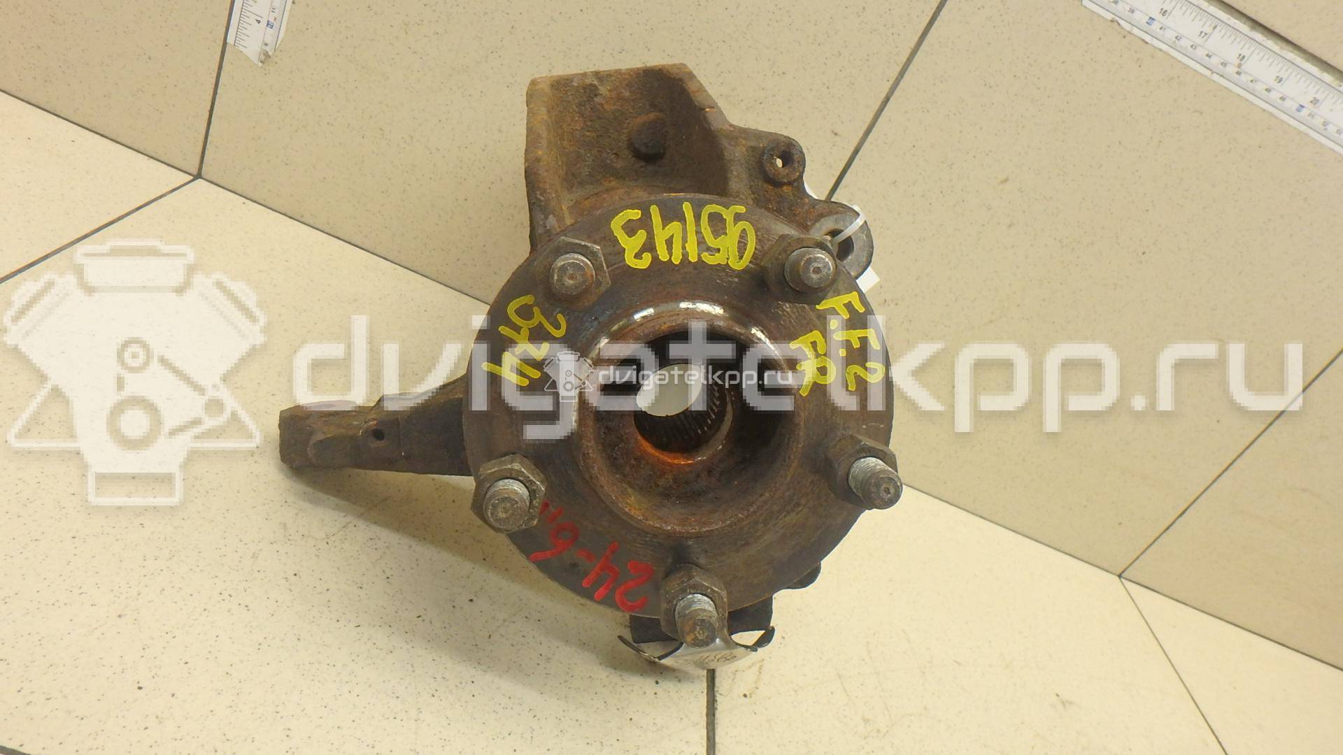 Фото Кулак поворотный передний левый  1420861 для volvo C30 {forloop.counter}}