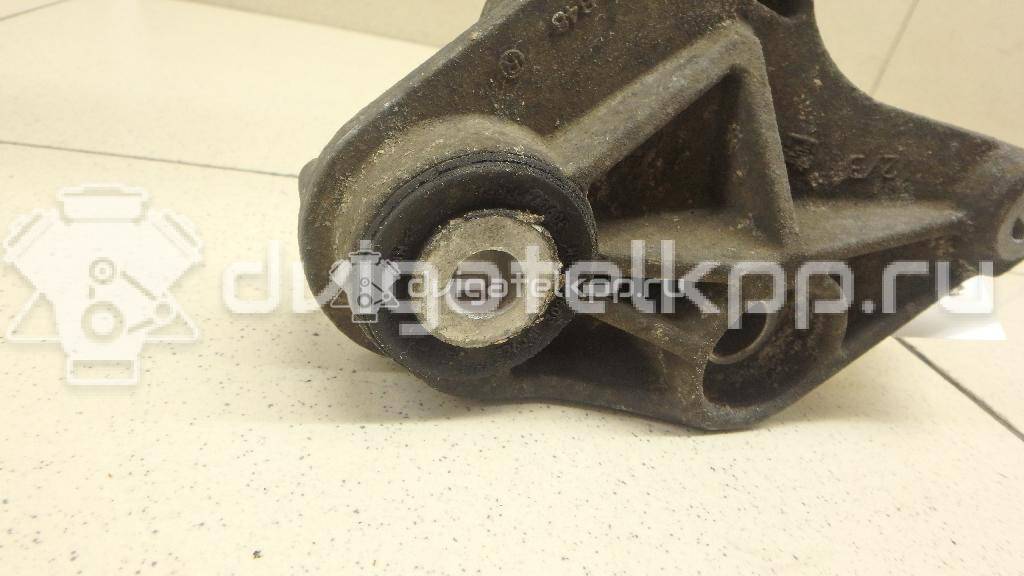 Фото Кронштейн КПП  1306901 для volvo S40 {forloop.counter}}