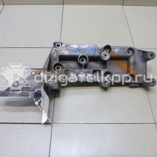 Фото Кронштейн генератора  8642196 для volvo S60