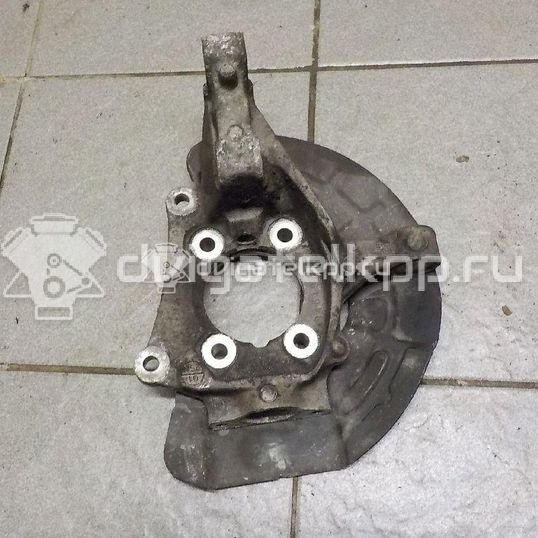 Фото Кулак поворотный передний правый  8663289 для Volvo S70 Ls / 940 / 960 / C70 / V70