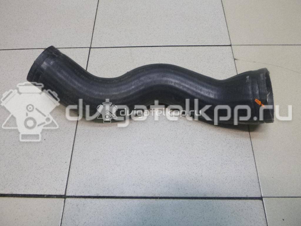 Фото Патрубок интеркулера  30680217 для Volvo S80 / V70 / Xc70 / S60 {forloop.counter}}