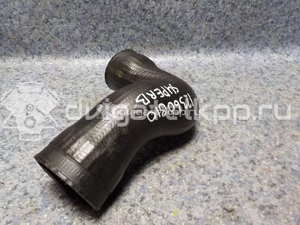 Фото Патрубок интеркулера для двигателя AYM для Audi A4 / A6 155 л.с 24V 2.5 л Дизельное топливо 8D0145745A {forloop.counter}}