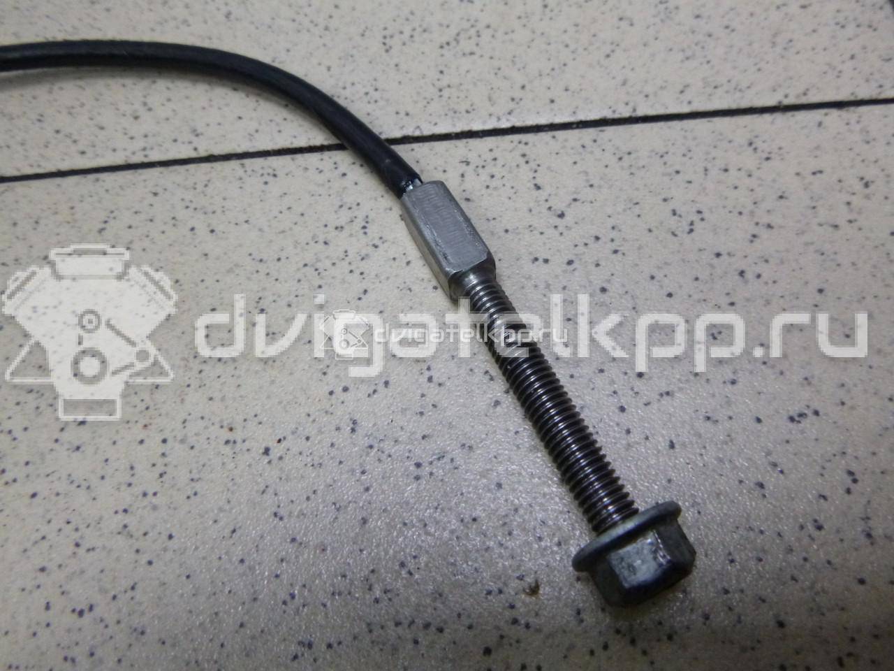 Фото Трос стояночного тормоза центральный  5105913AA для Dodge Caliber {forloop.counter}}