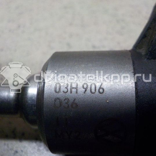 Фото Форсунка инжекторная электрическая для двигателя BHK для Audi Q7 280 л.с 24V 3.6 л бензин 03H906036
