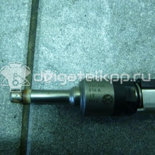 Фото Форсунка инжекторная электрическая для двигателя BHK для Audi Q7 280 л.с 24V 3.6 л бензин 03H906036A